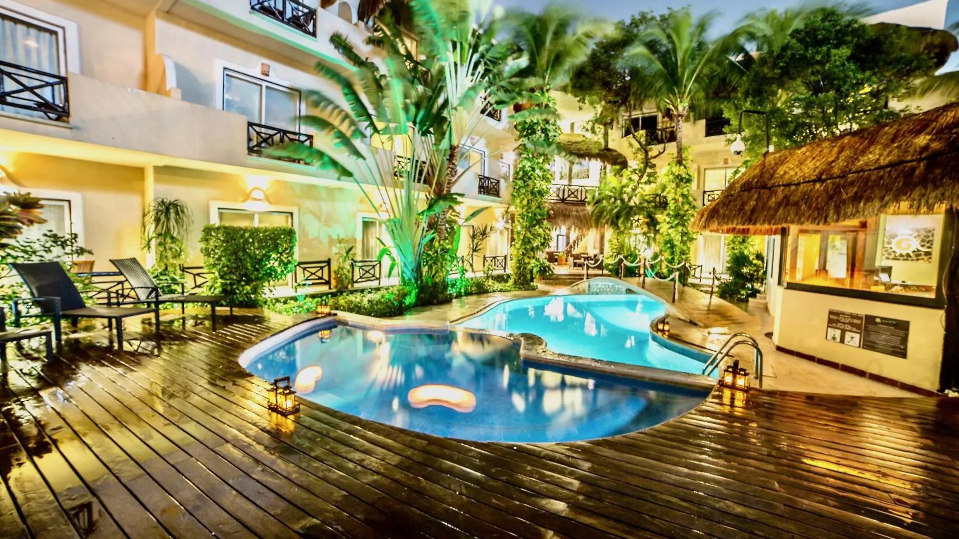 Riviera Del Sol Amazing Double Queen Junior Suite 304 Playa del Carmen Hotel