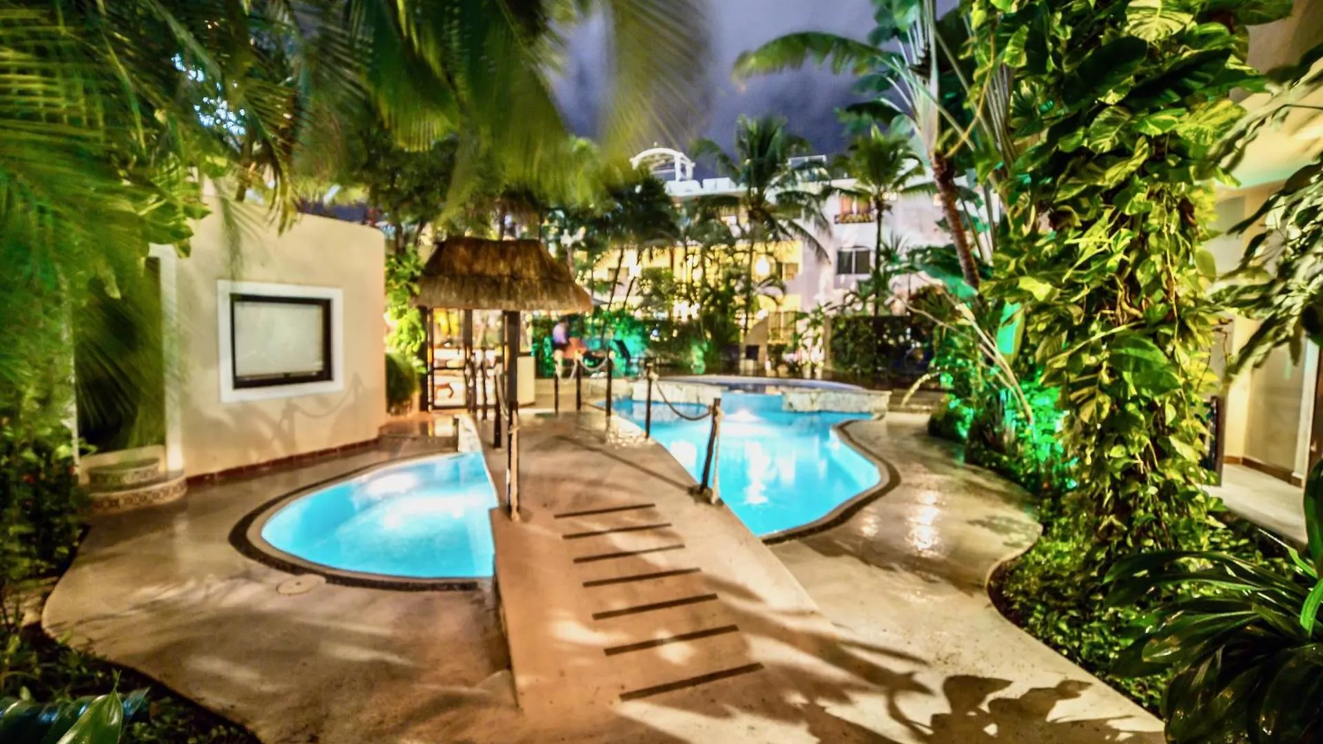 Hotel Riviera Del Sol Amazing Double Queen Junior Suite 304 Playa del Carmen Mexico